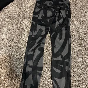 Athleta 7/8 Run Tights size Tall Small.